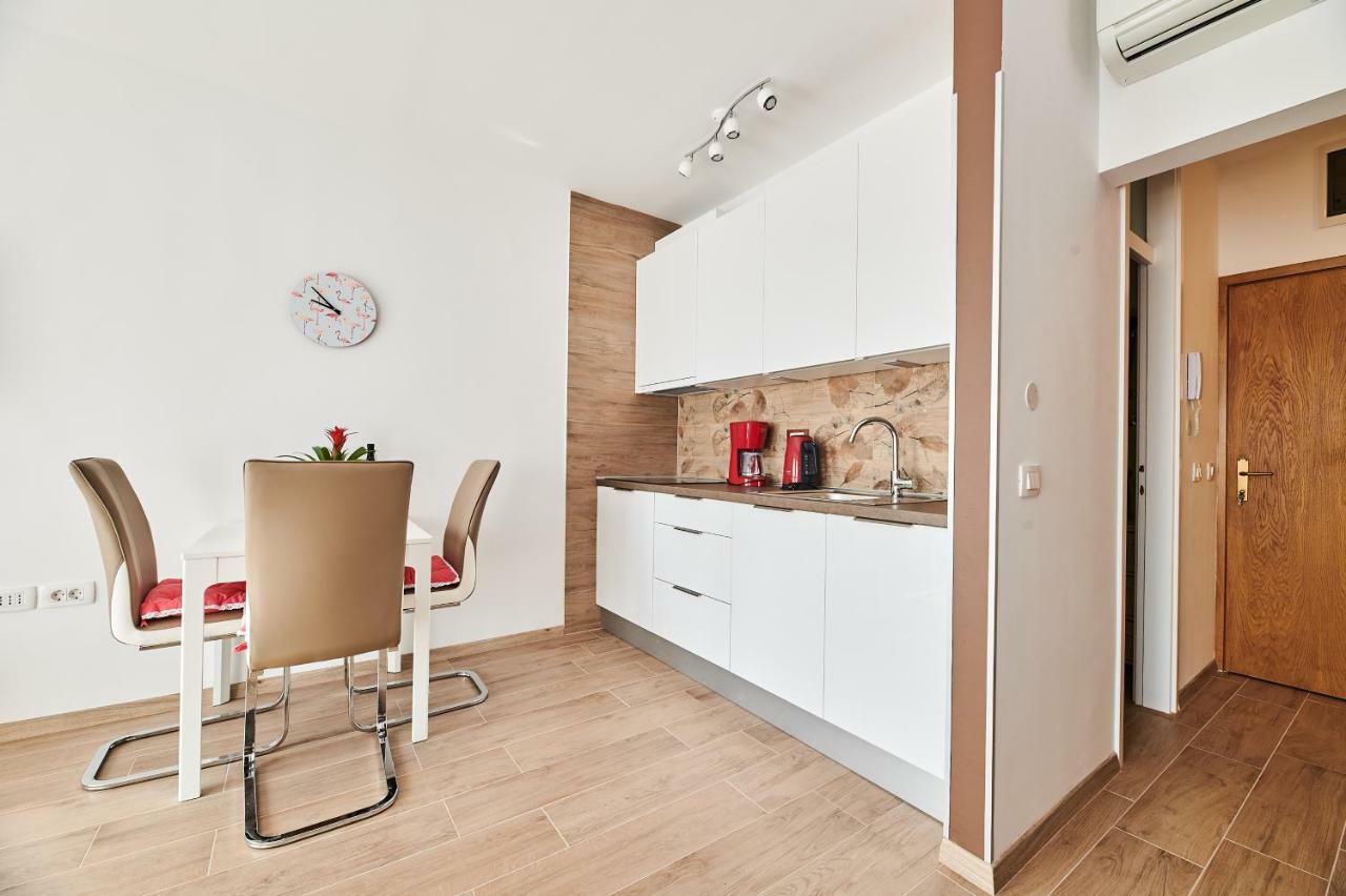 Studio Apartman Lena Umag Eksteriør bilde